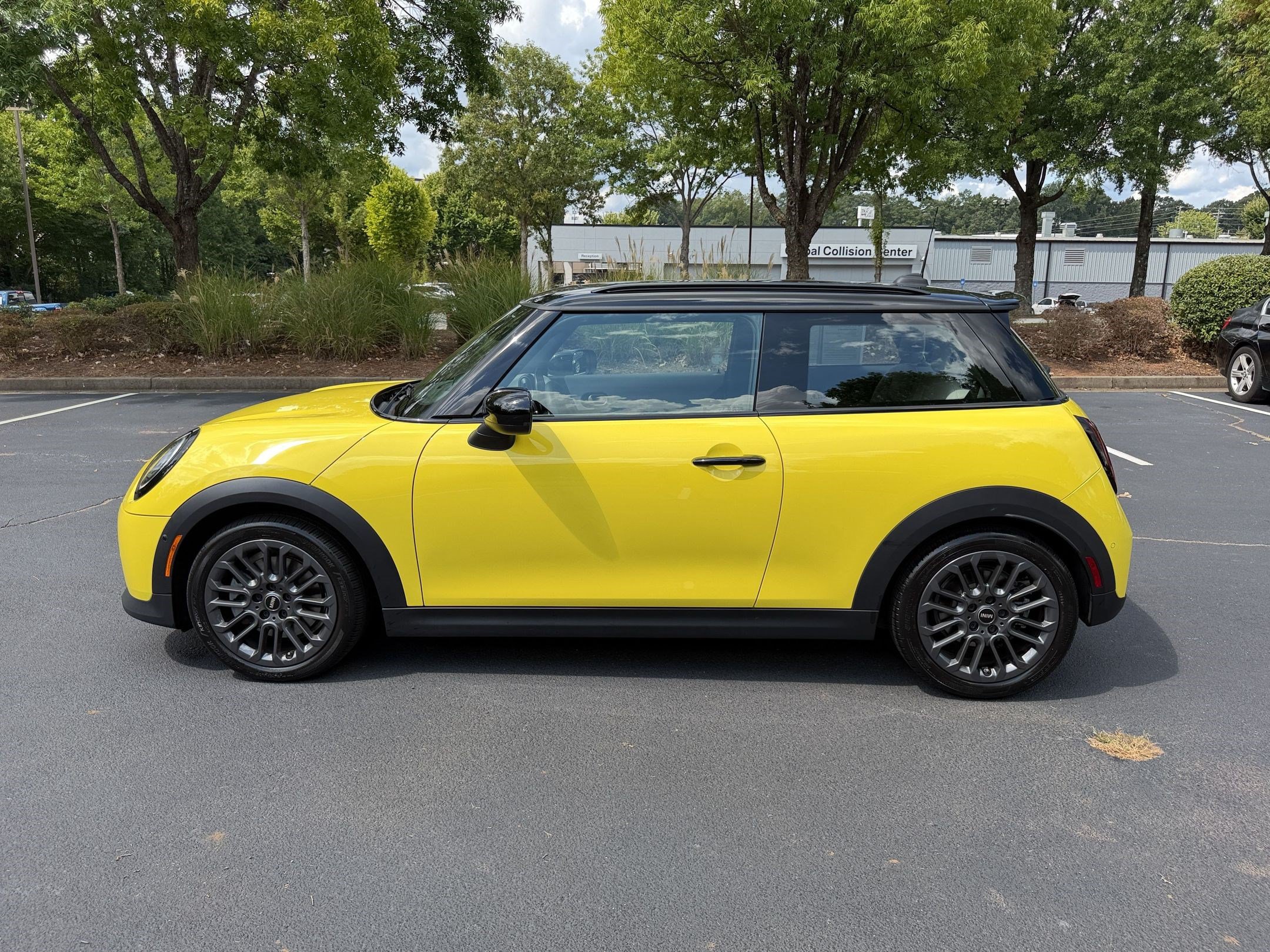mini hardtop 2 door 2026 WMW23GD04T2X72171 image mini hardtop 2 door 2026 WMW23GD04T2X72171 image